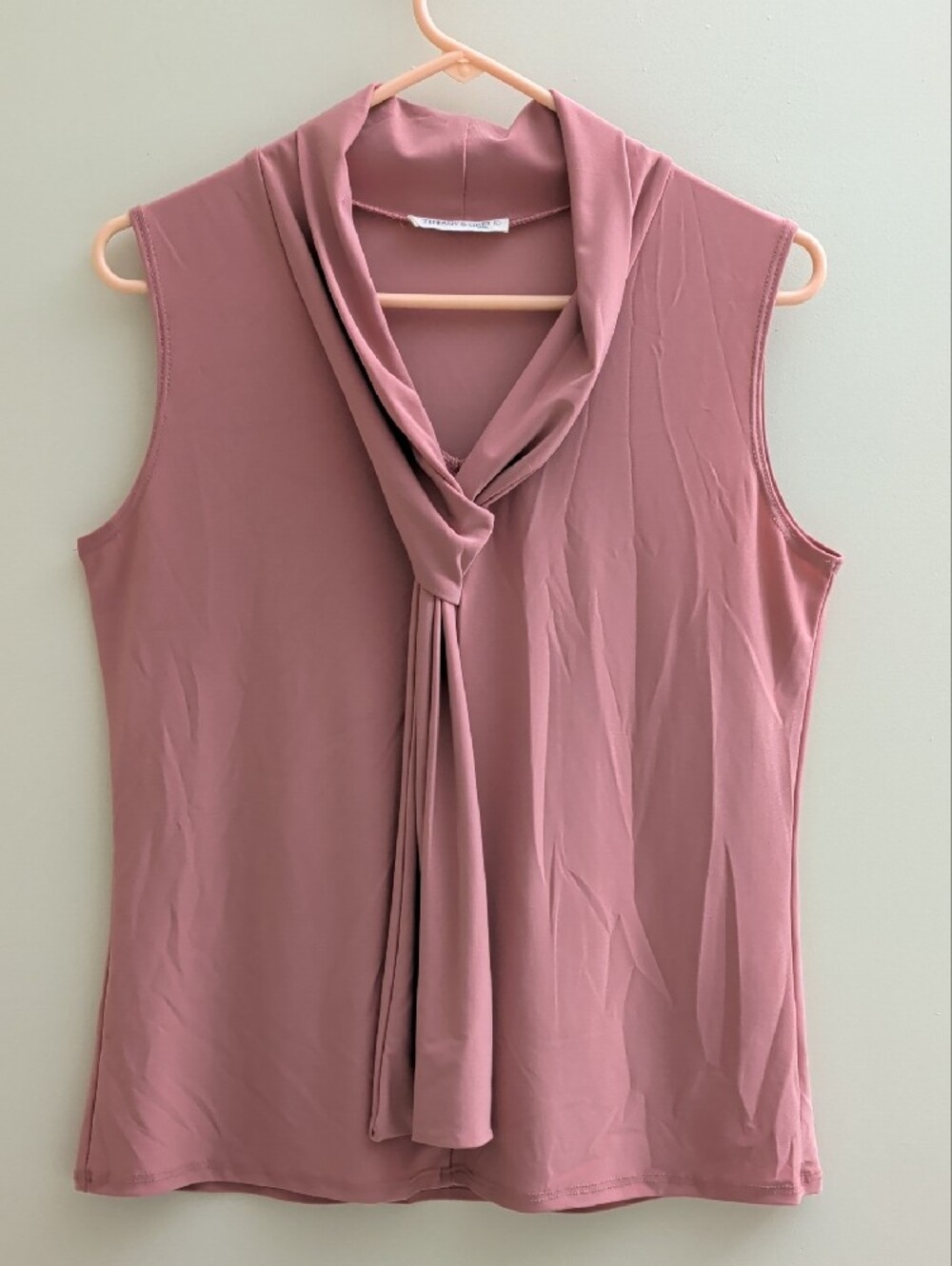 Tiffany & Grey Petite Twist-Neck Top | Dusty Rose | Size L